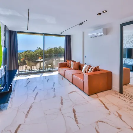 Serenity Pearl Hotel *