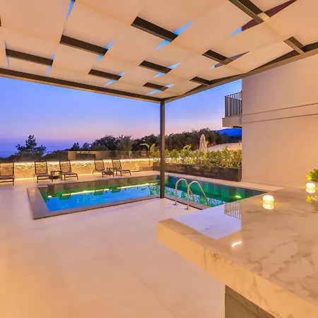 Serenity Pearl Hotel *