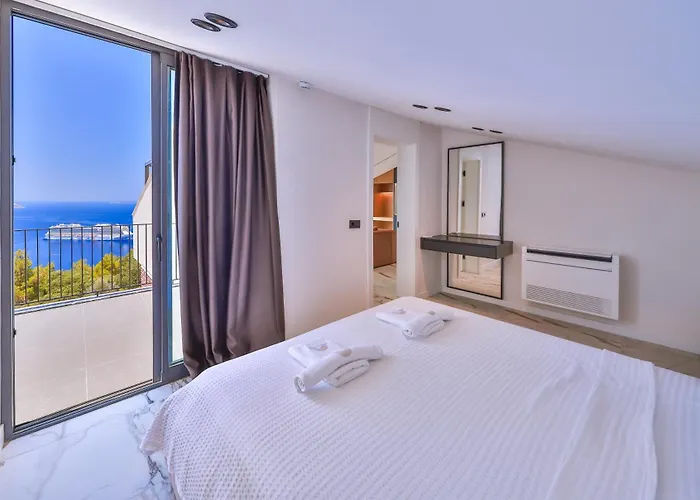 Serenity Pearl Hotel