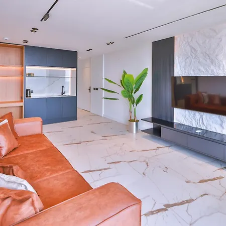 Serenity Pearl Hotell